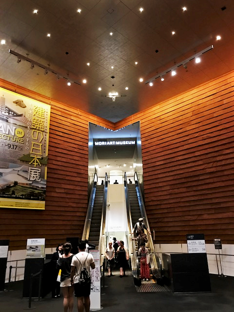 ホワイトとグレー Oyster 青山 イタリア直輸入のメンズセレクトショップ